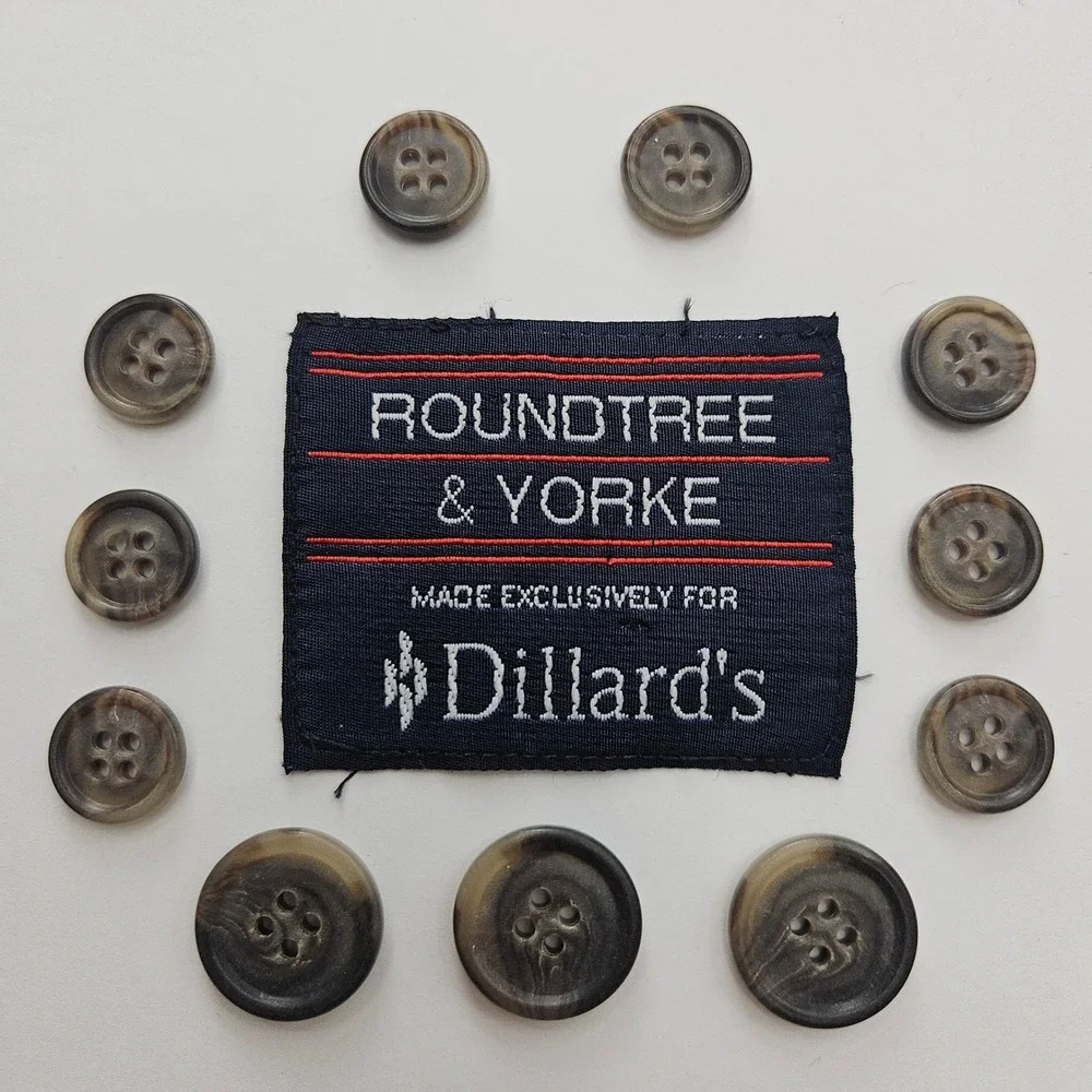 Roundtree & Yorke Brown Suit Blazer Replacement Buttons Marbled Set of 11 Sewing
